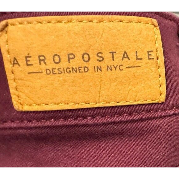 Aeropostale Shorts High Waisted Midi Burgundy Color Cotton Stretch Size 6 EUC - Picture 4 of 6